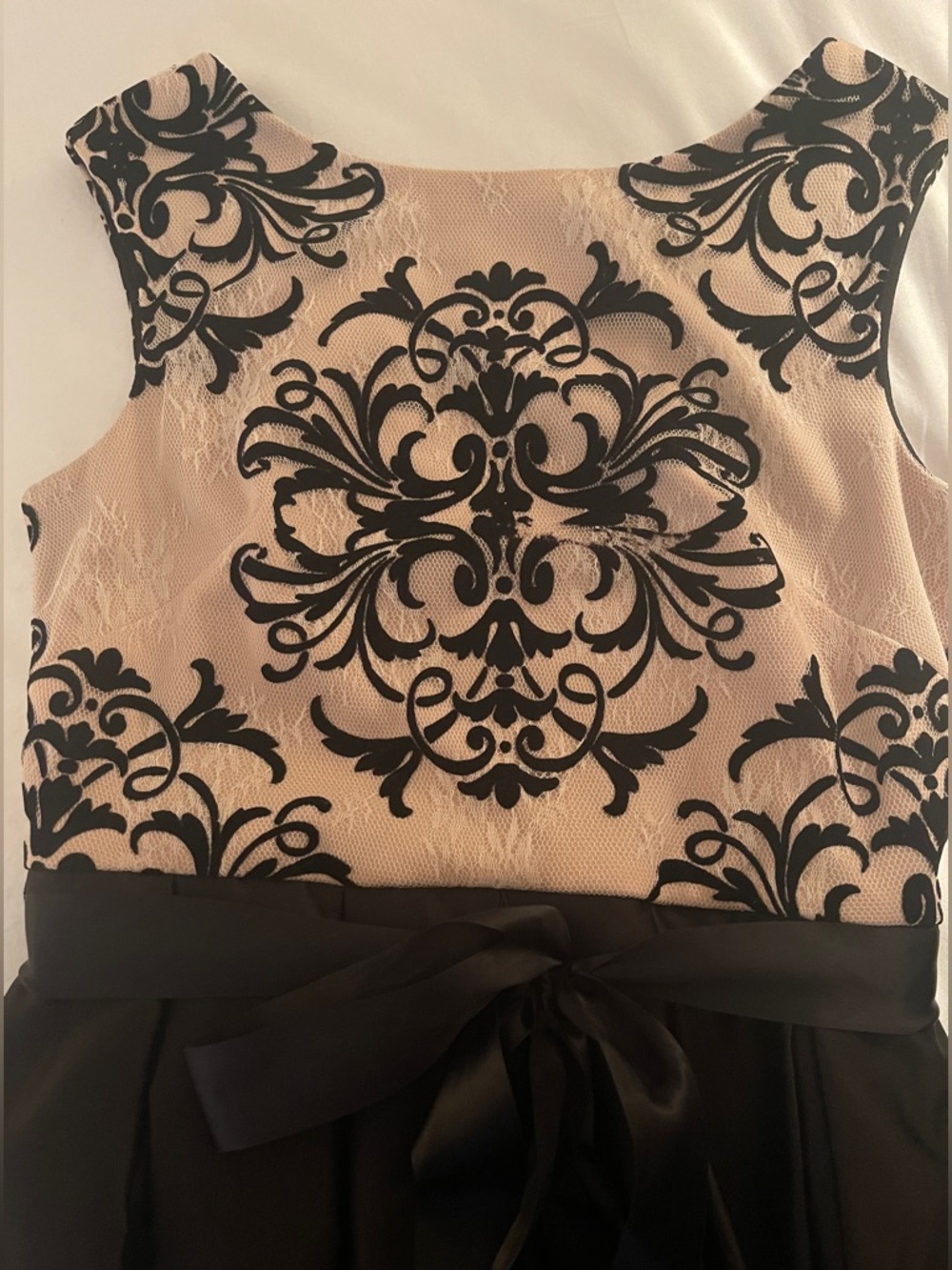 Betsy & Adam Black Lace Floral Gown Prom Dress Size 10 - Picture 10 of 14